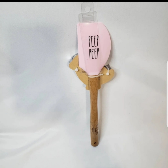 RAE DUNN "PEEP PEEP" SPATULA AND CHICK COOKIE CUTTER - Picture 2 of 2